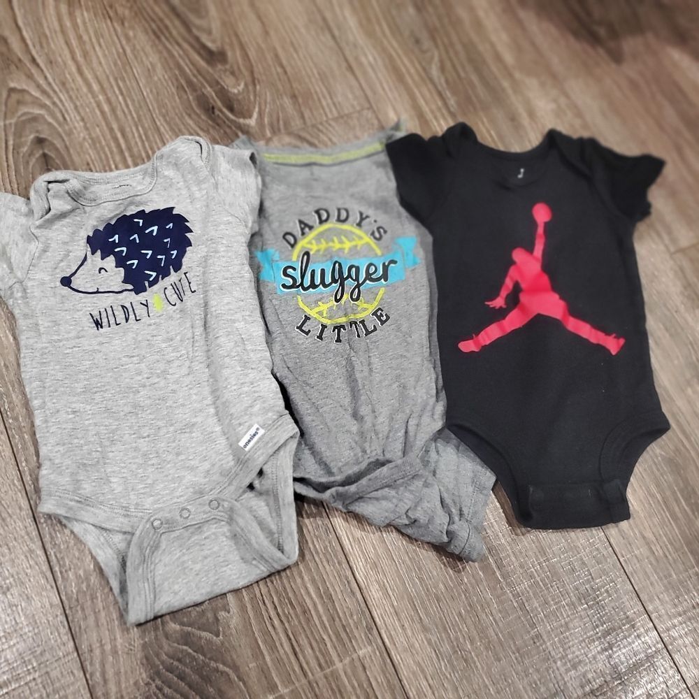 Baby One Pieces Size 6-9M Gray and Black Baby One Piece Set 3 Pieces